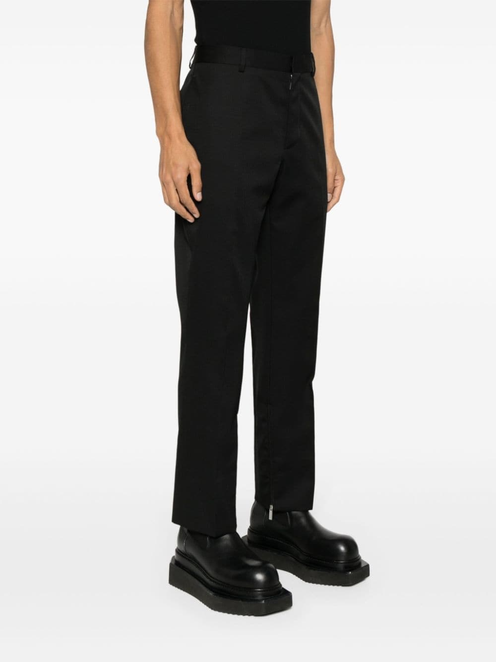 logo-embroidered slim-fit trousers - 3