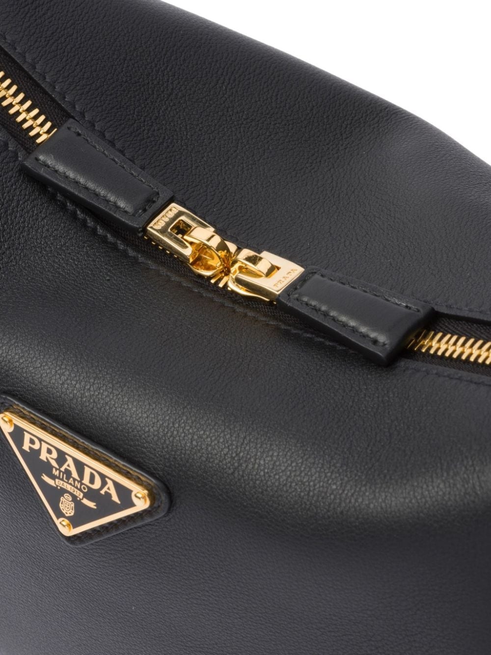 medium triangle-logo shoulder bag - 7