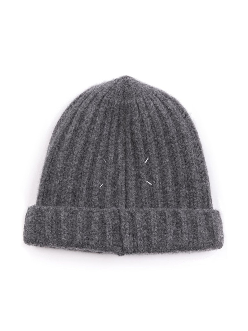 Maison Margiela Four Stitch beanie outlook
