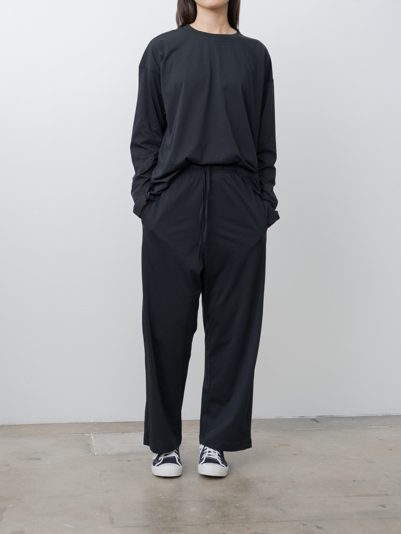 Tahoe Pajamas Set with Pouch - Black - 3