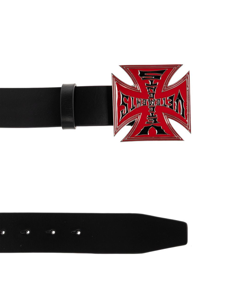 VETEMENTS cross-buckle leather belt outlook