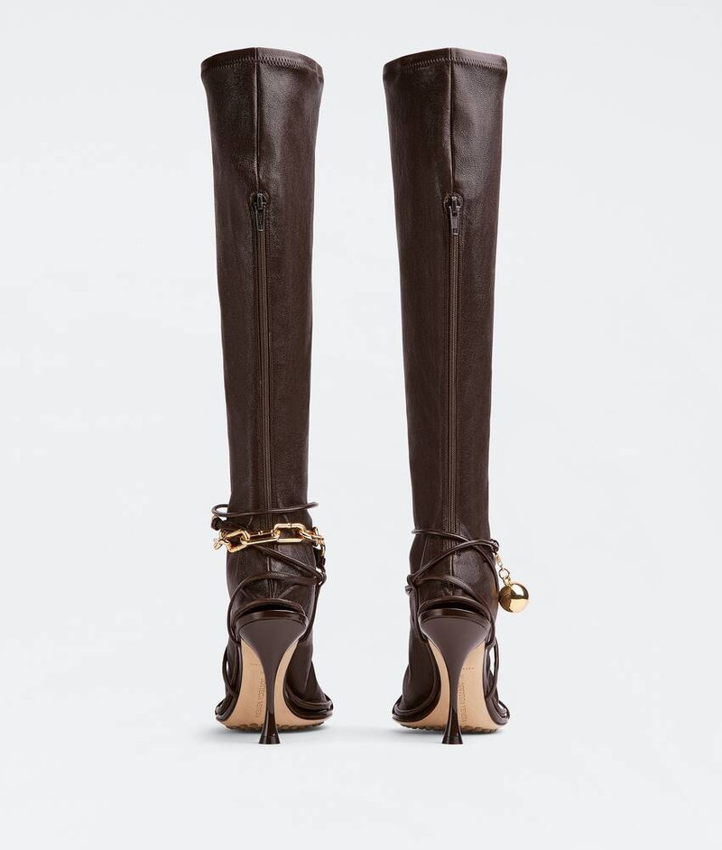 Bottega Veneta dot outlook