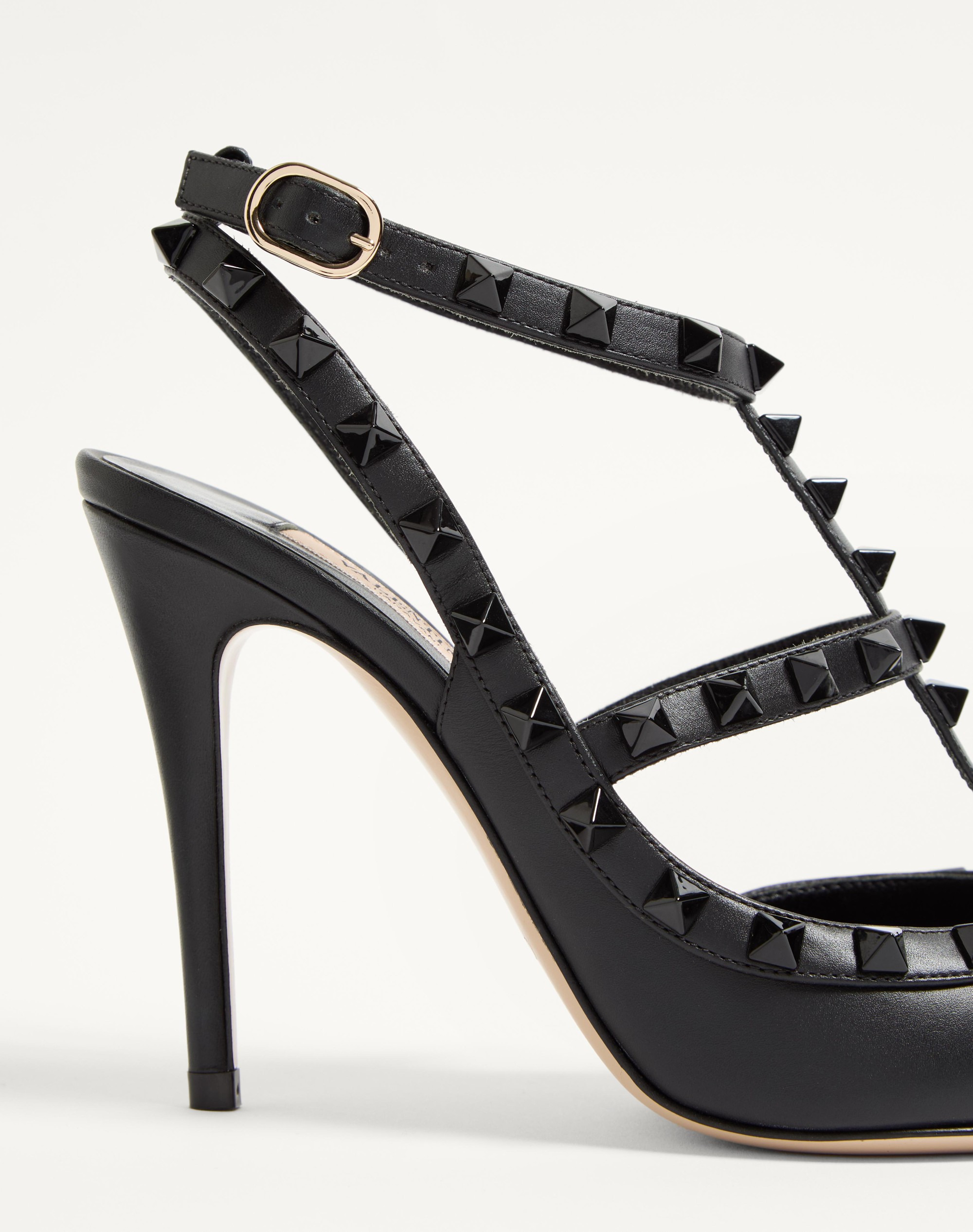 ROCKSTUD ANKLE STRAP PUMP WITH TONAL STUDS 100 MM - 7