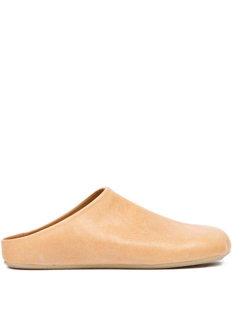 leather slippers 1