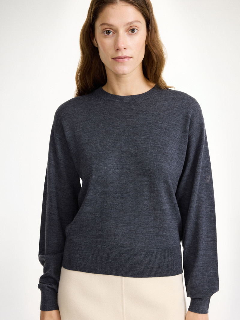 Mantea merino wool sweater 4