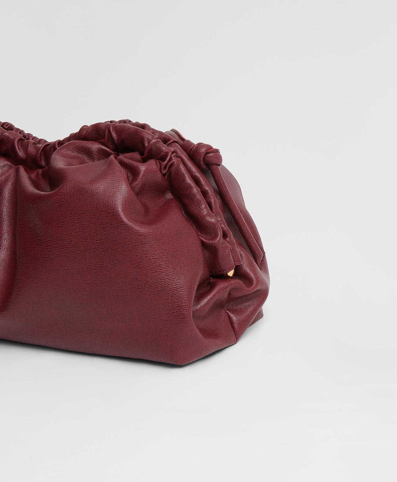 OVERSIZED CLOUD CLUTCH - 3