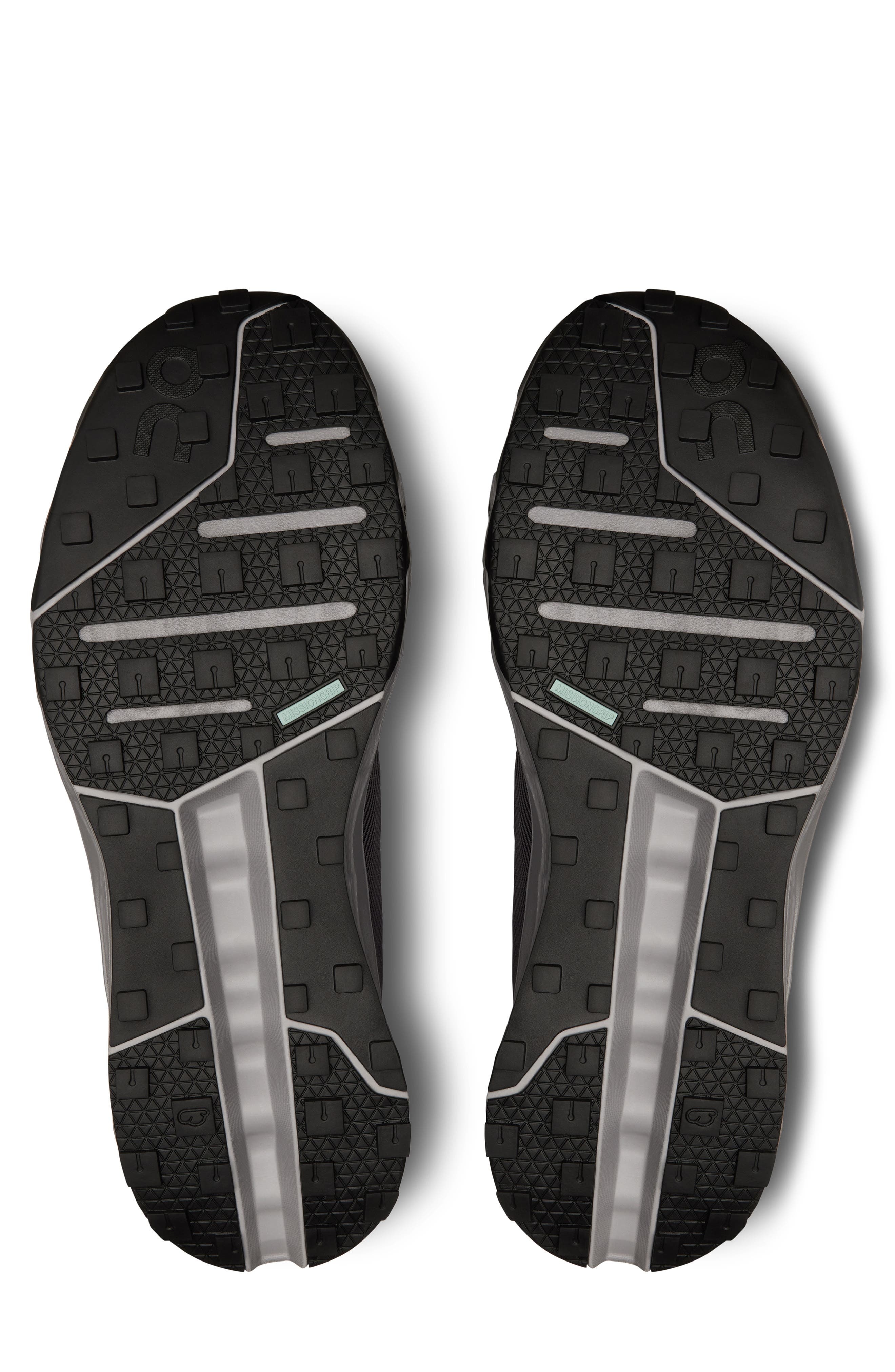 Cloudhorizon Hiking Shoe in Black/Alloy at Nordstrom - 4
