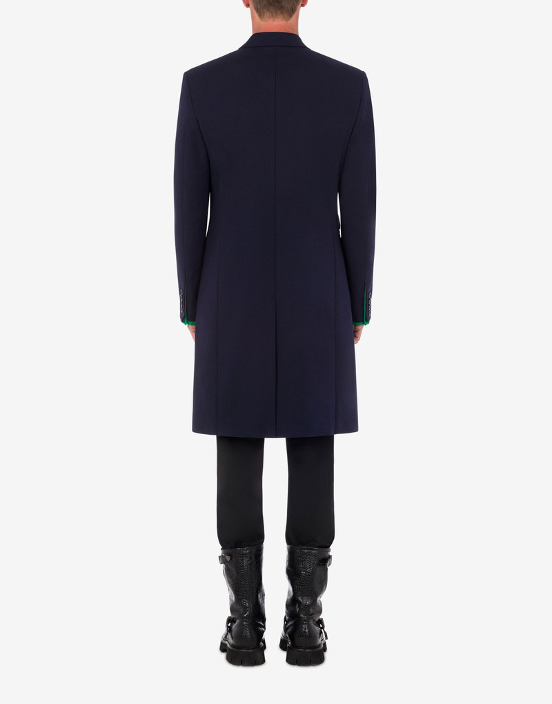 CONTRASTING LAYERS LAMINATED FABRIC COAT 3