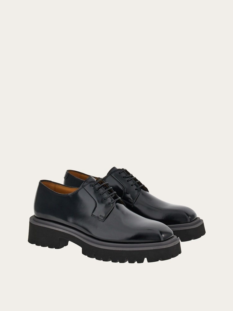 DERBY WITH SQUARED TOE - 4