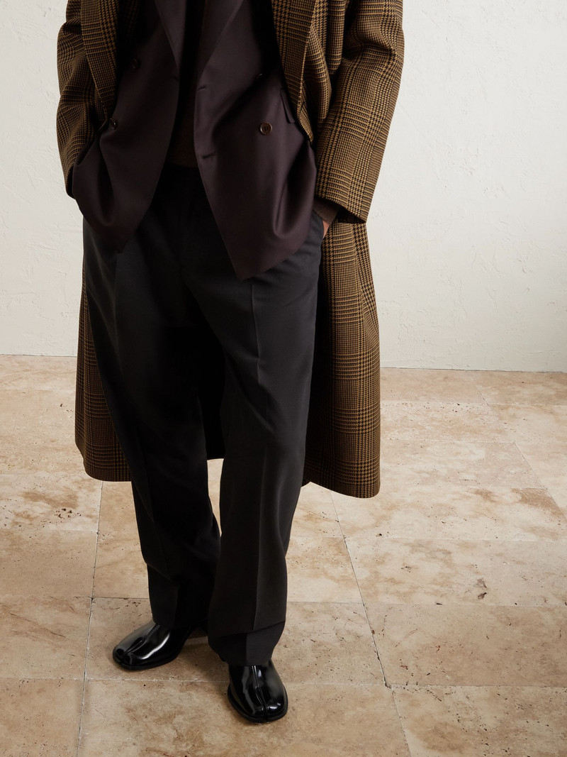 Maison Margiela Tabi Chelsea Leather Boots Black outlook