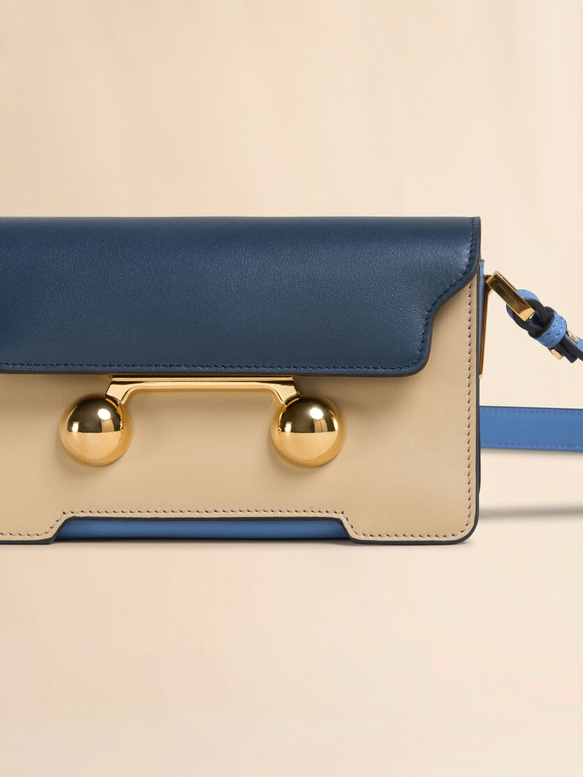 BLUE, BEIGE AND LIGHT BLUE LEATHER TRUNKAROO MINI SHOULDER BAG - 4