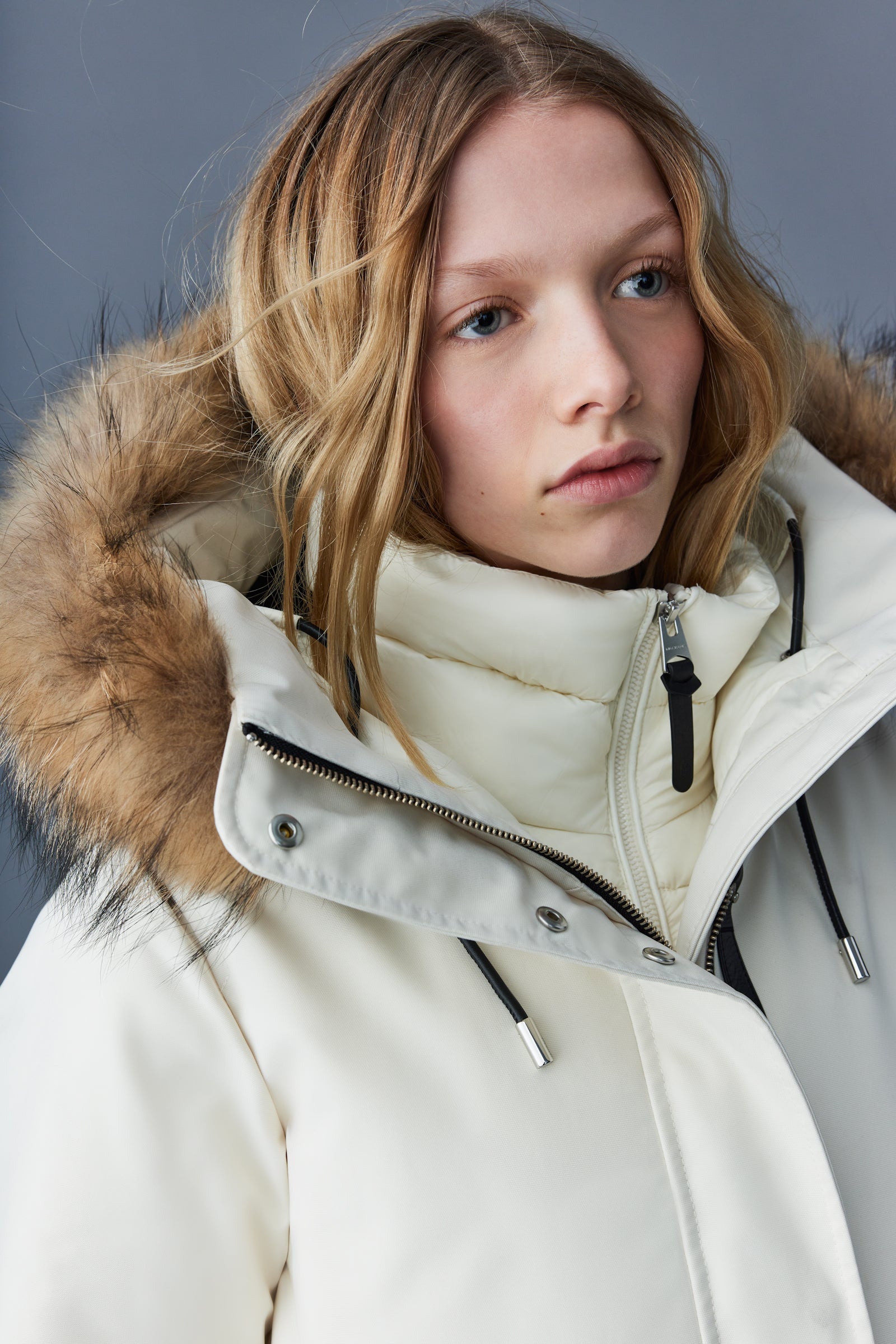 KINSLEE 2-in-1 oversized down parka with bib and natural fur - 5