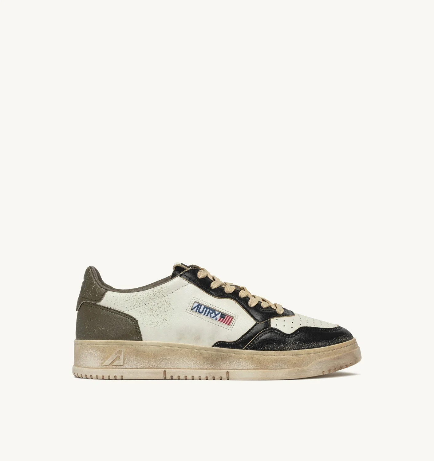 MEDALIST LOW SUPER VINTAGE SNEAKERS IN WHITE COVERT GREEN AND BLACK - 1