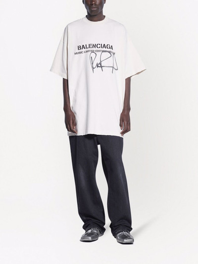 BALENCIAGA RuPaul logo-print short-sleeve T-shirt outlook