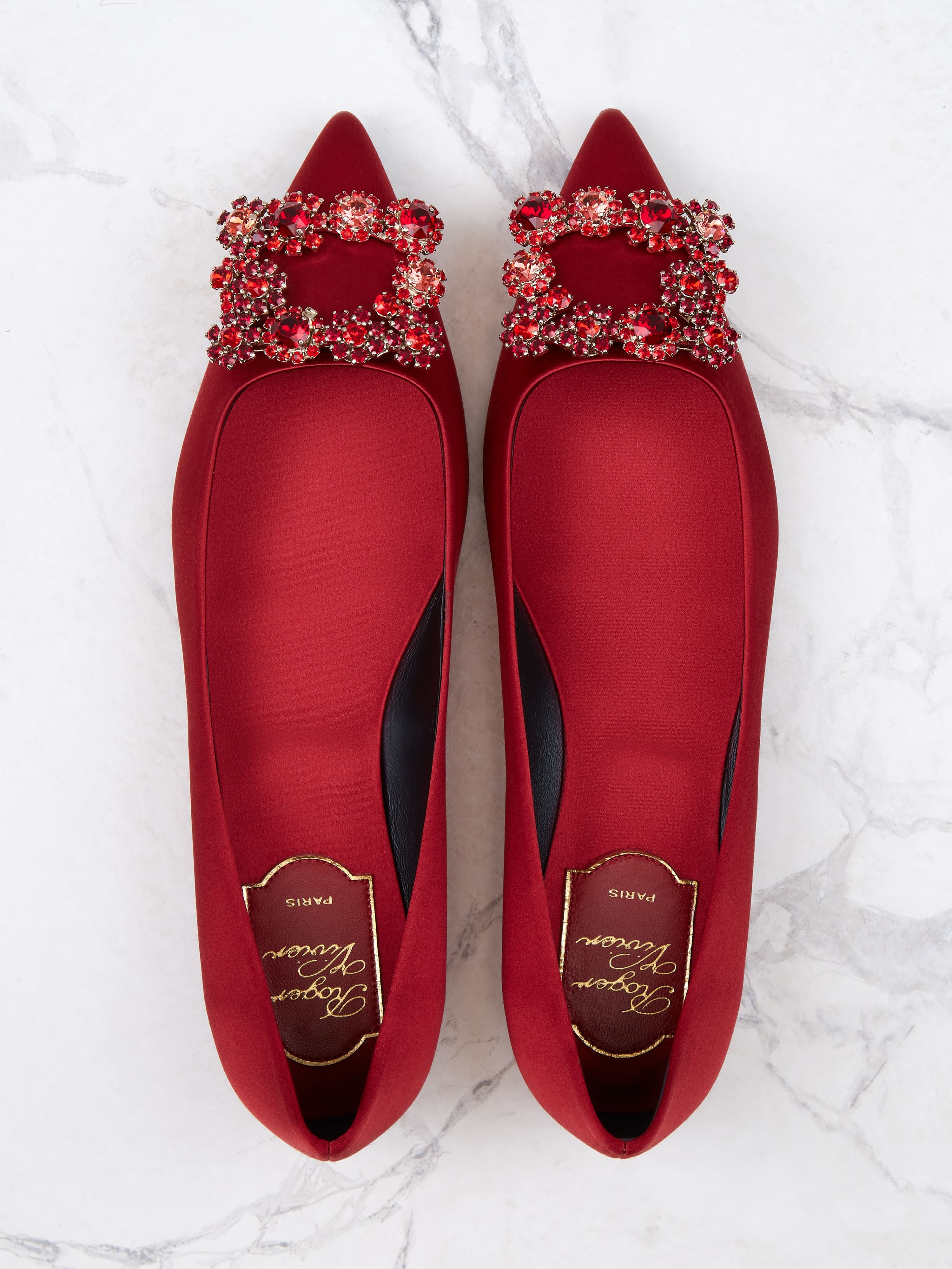 Flower Strass Buckle Ballerinas in Satin - 4