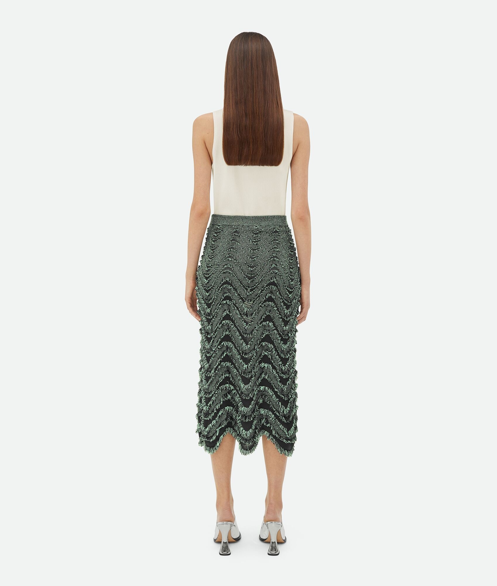 Textured Viscose Skirt With Weaved Fringes - 3
