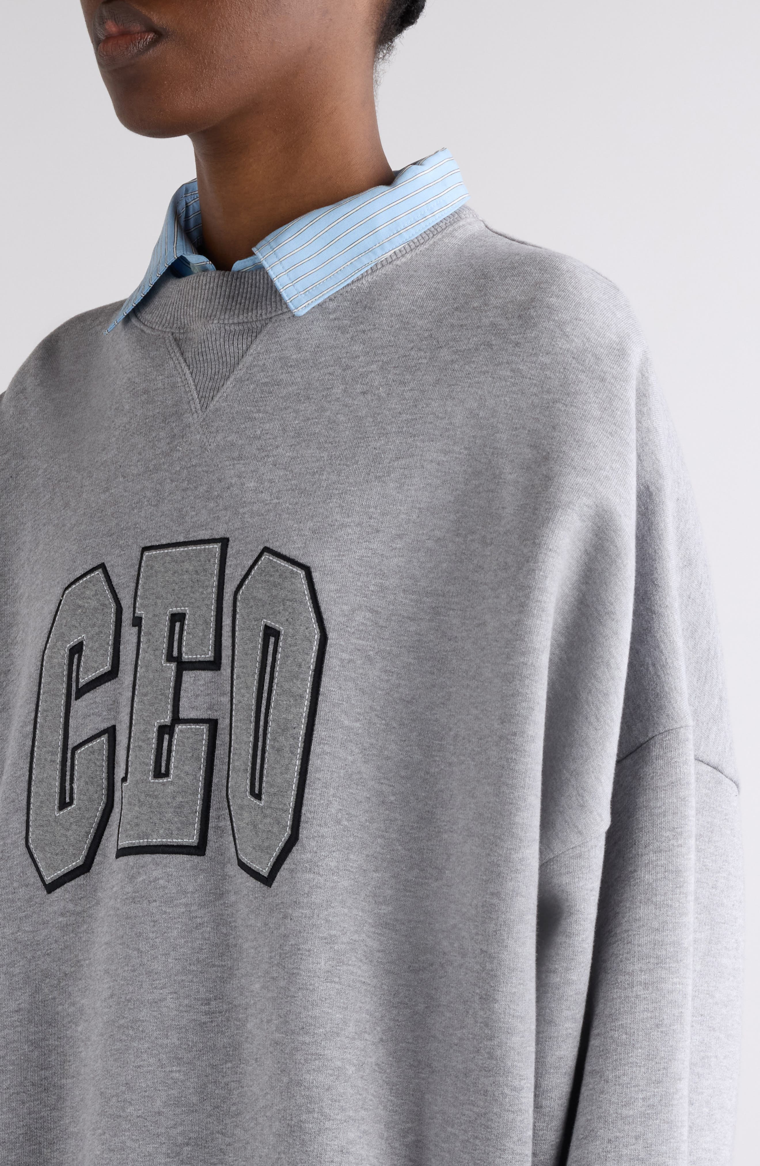 Balenciaga Shirt Collar Graphic Sweatshirt in 1300 Heather Grey at Nordstrom - 4
