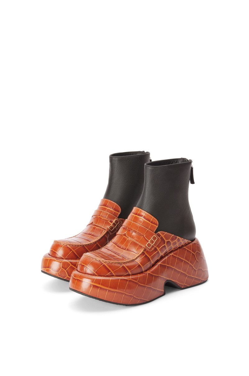 Wedge loafer boot in calfskin 3