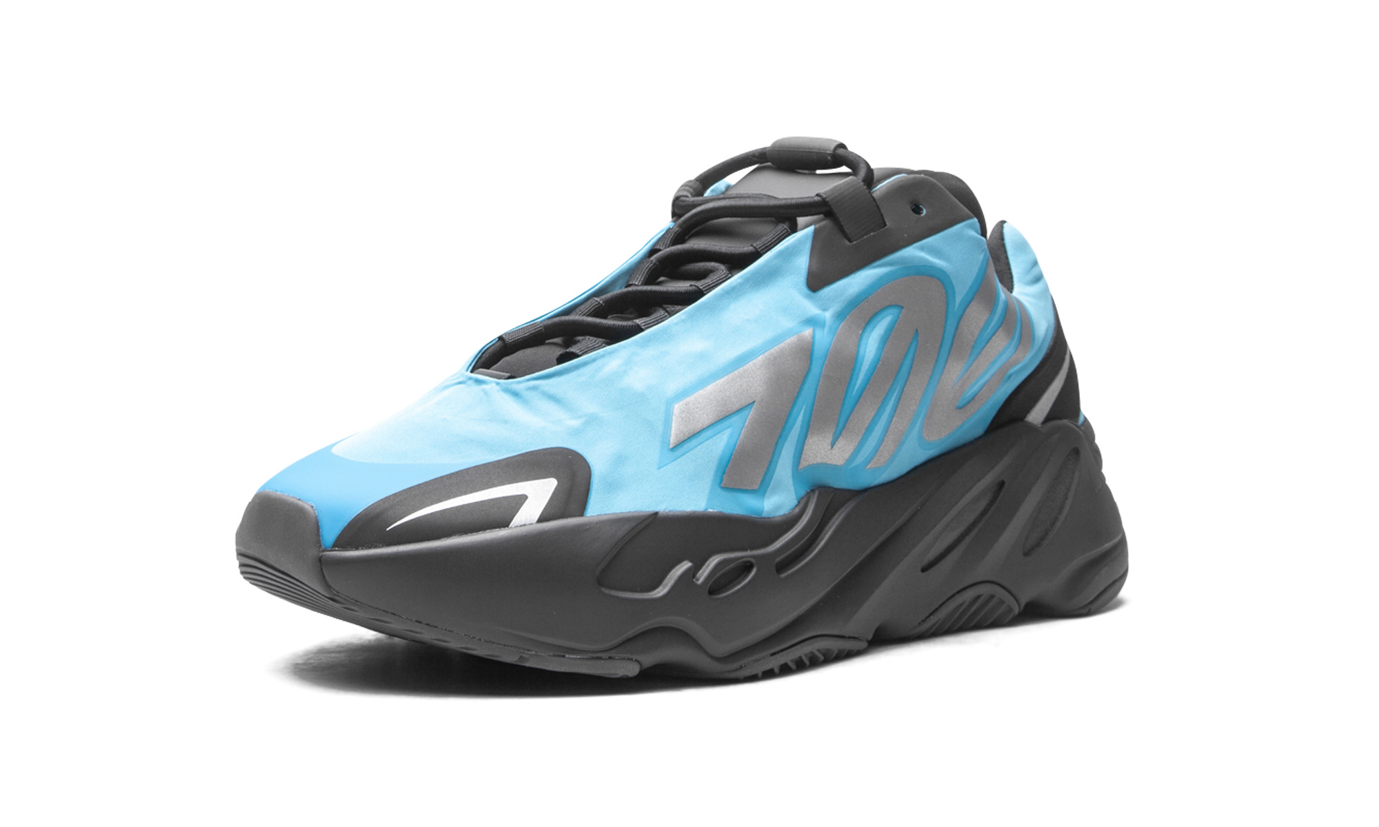 Yeezy 700 MNVN "Bright Cyan" - 4