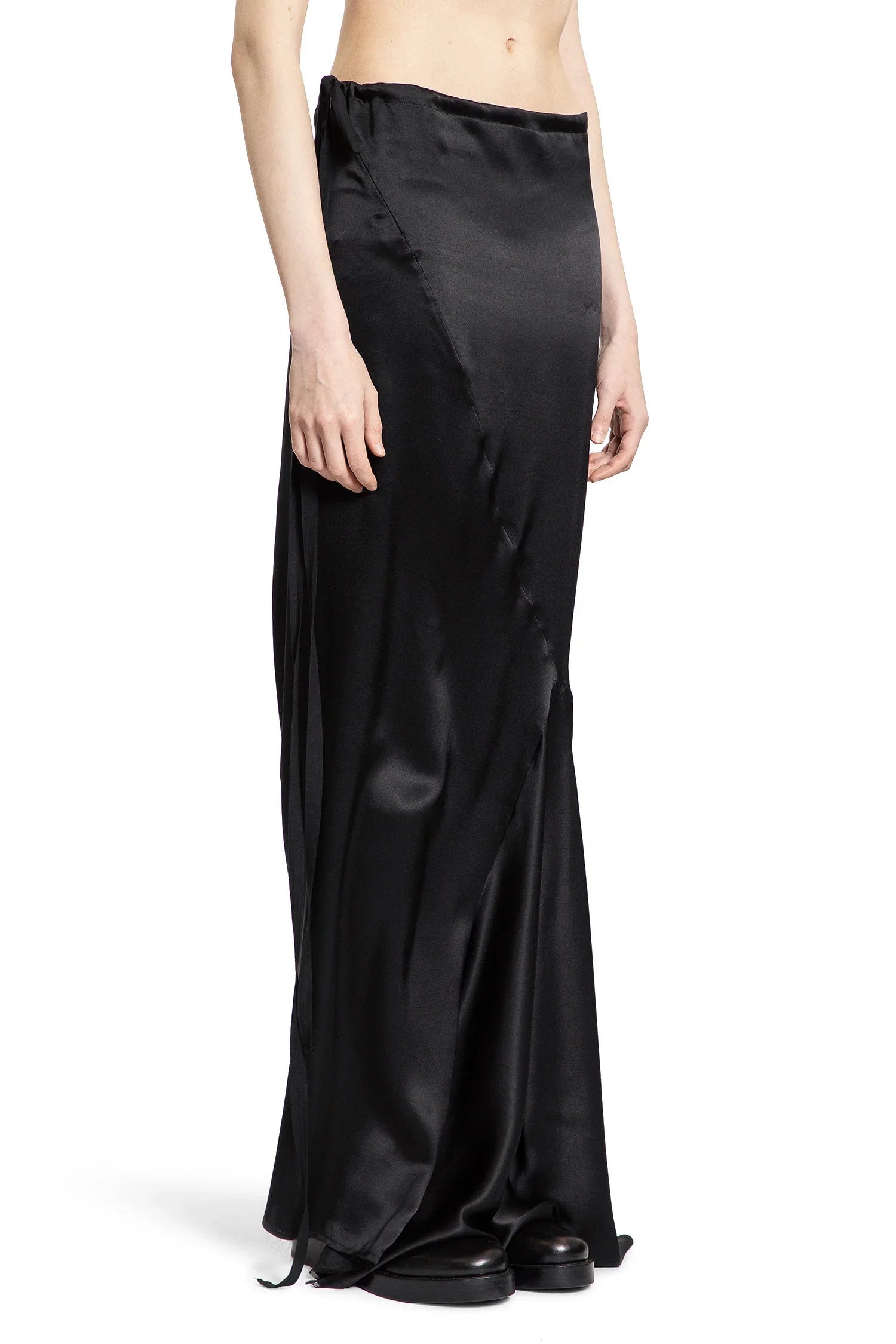 Eveline-Long-Bias-Skirt-In-Washed-Silk-Satin - 2