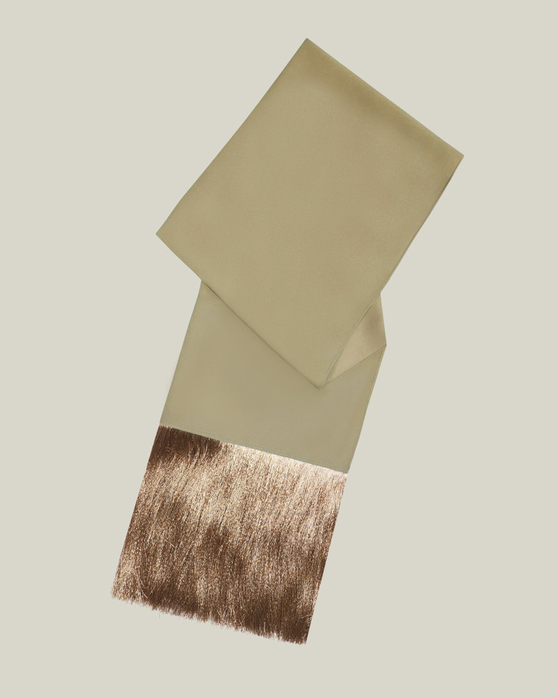 Zizi Stole in Brass 4
