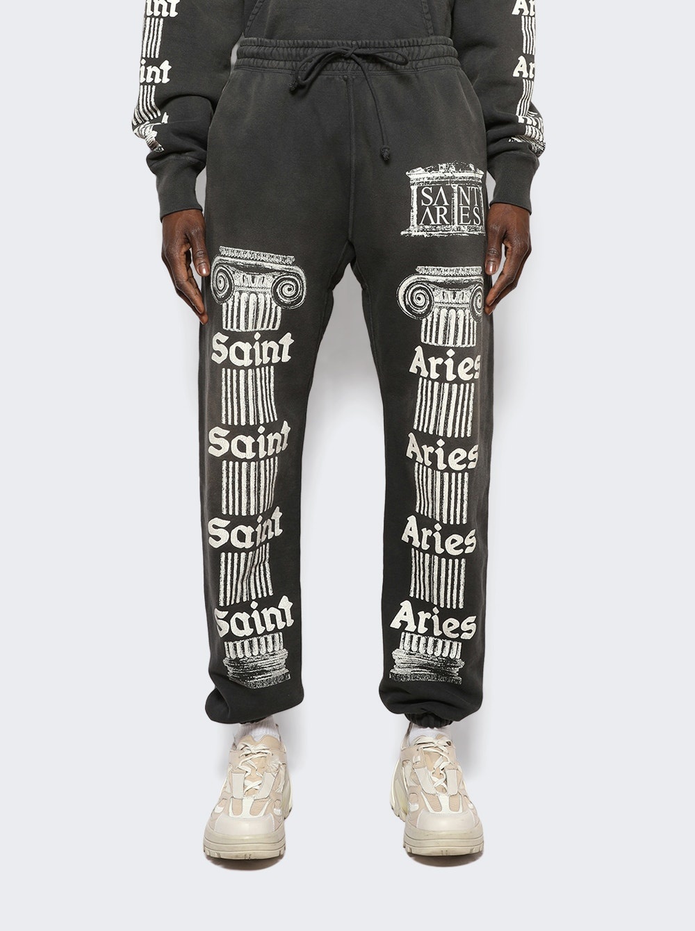 SAINT M×××××× Aries Sweatpant Black | thewebster | REVERSIBLE