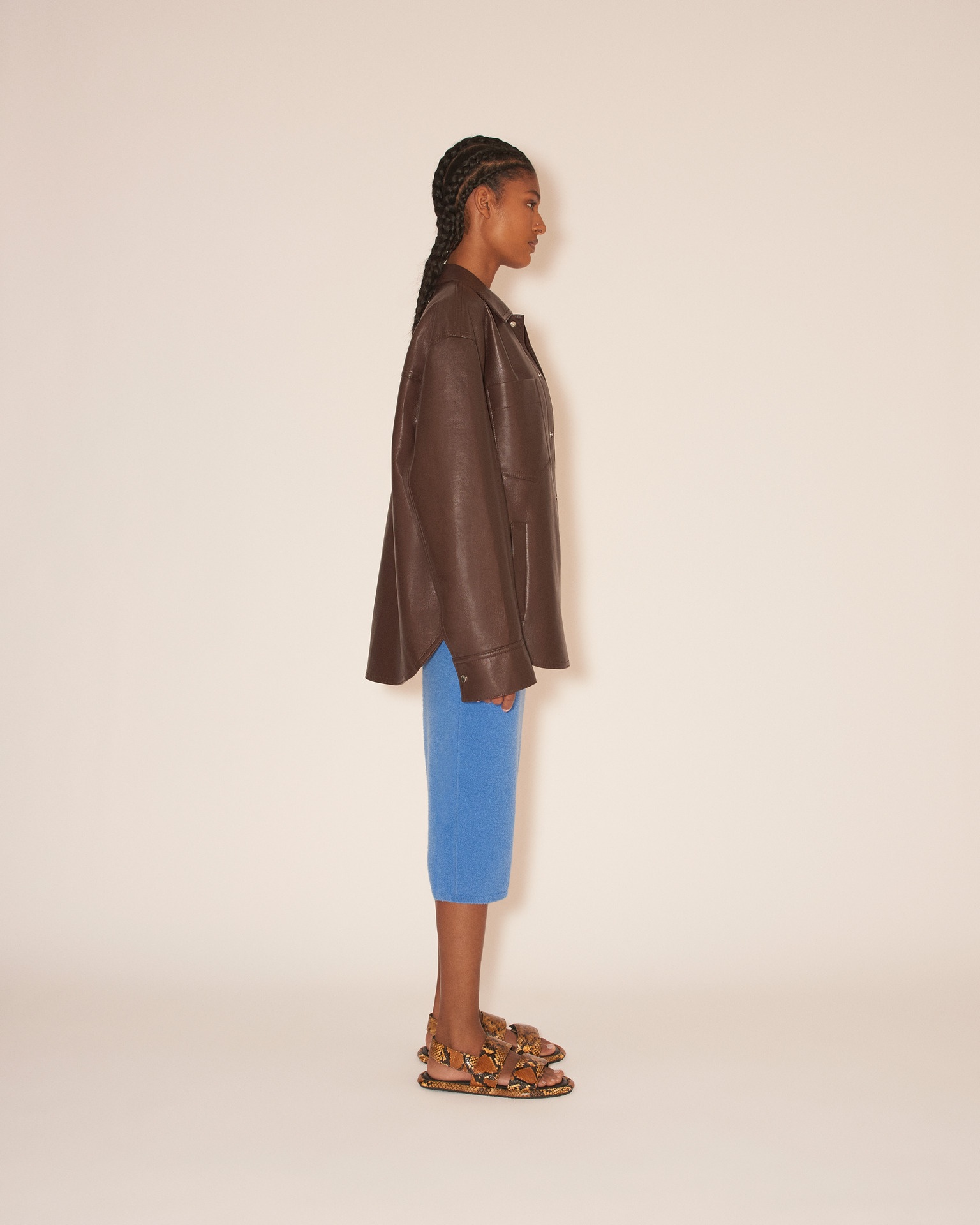 KIORA - Regenerated leather overshirt with contrast knitted collar - Dark Brown - 4