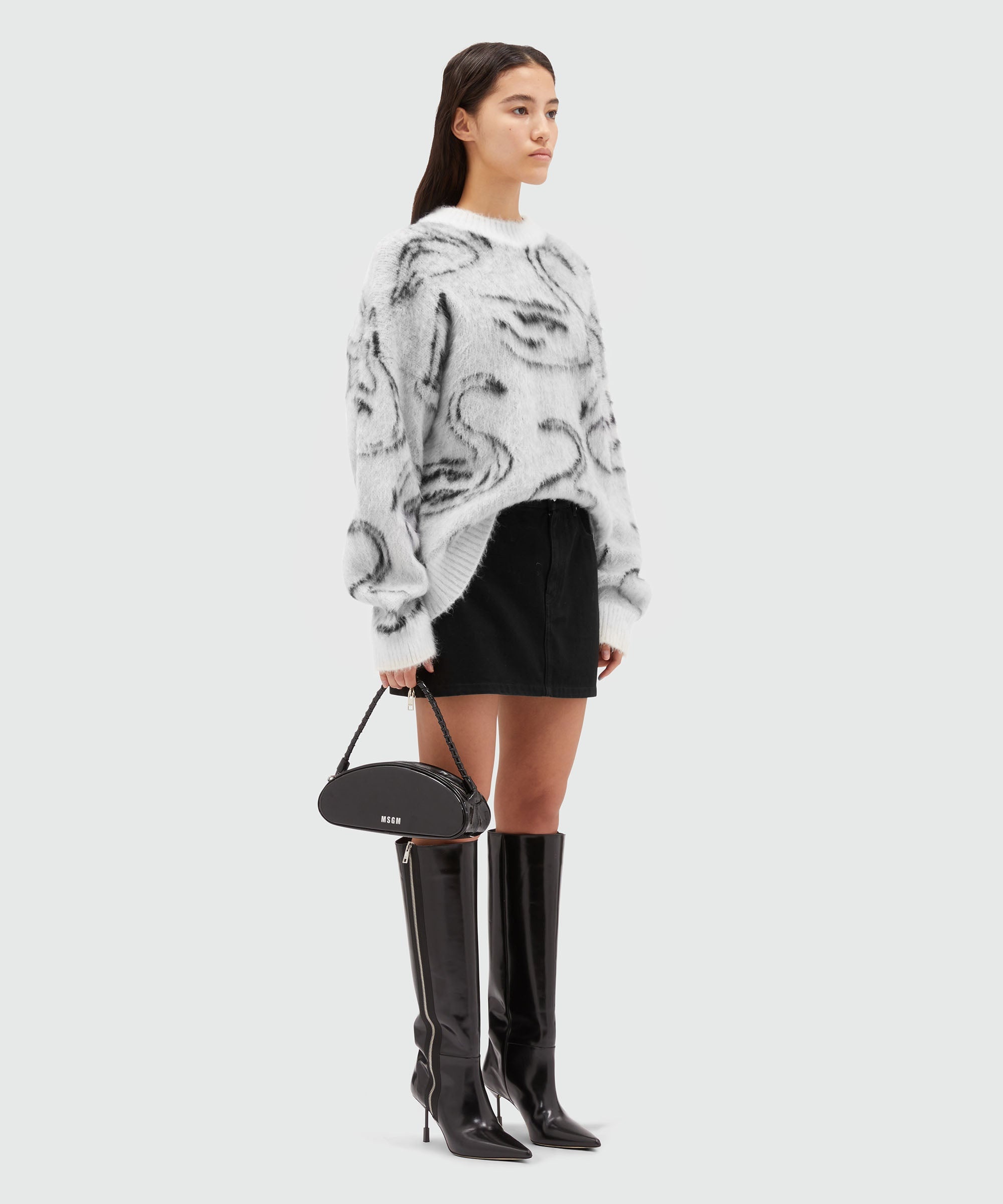 Denim miniskirt with zipper - 4