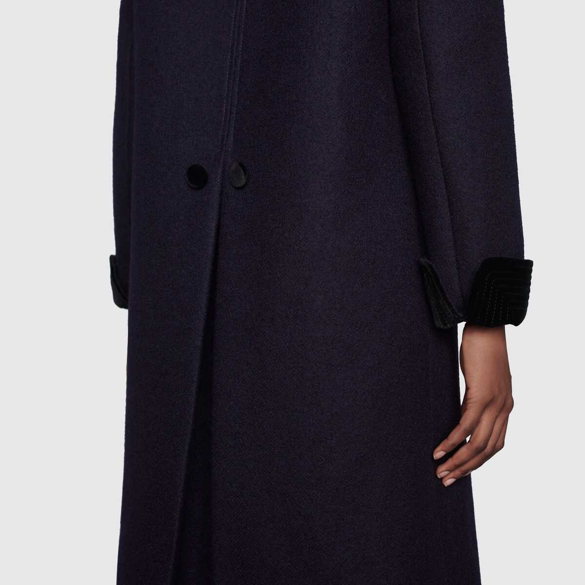 Wool coat with velvet details - 7