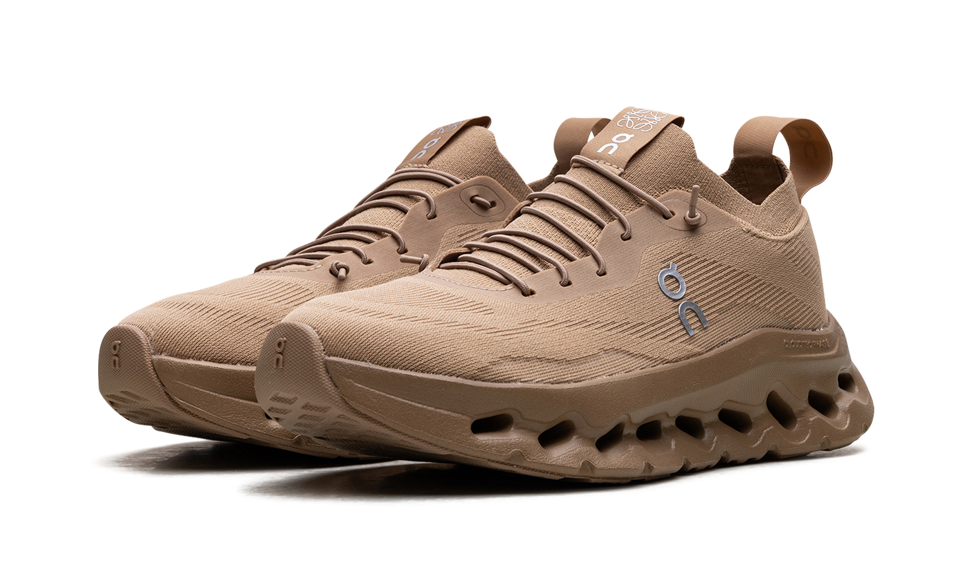 Cloudtilt WMNS "LOEWE Dark Sand" - 2