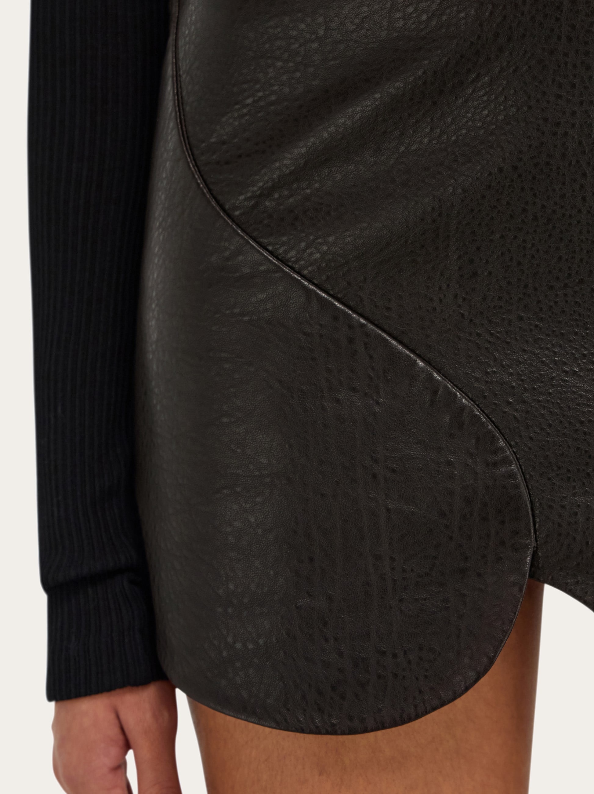 Leather mini skirt - 5