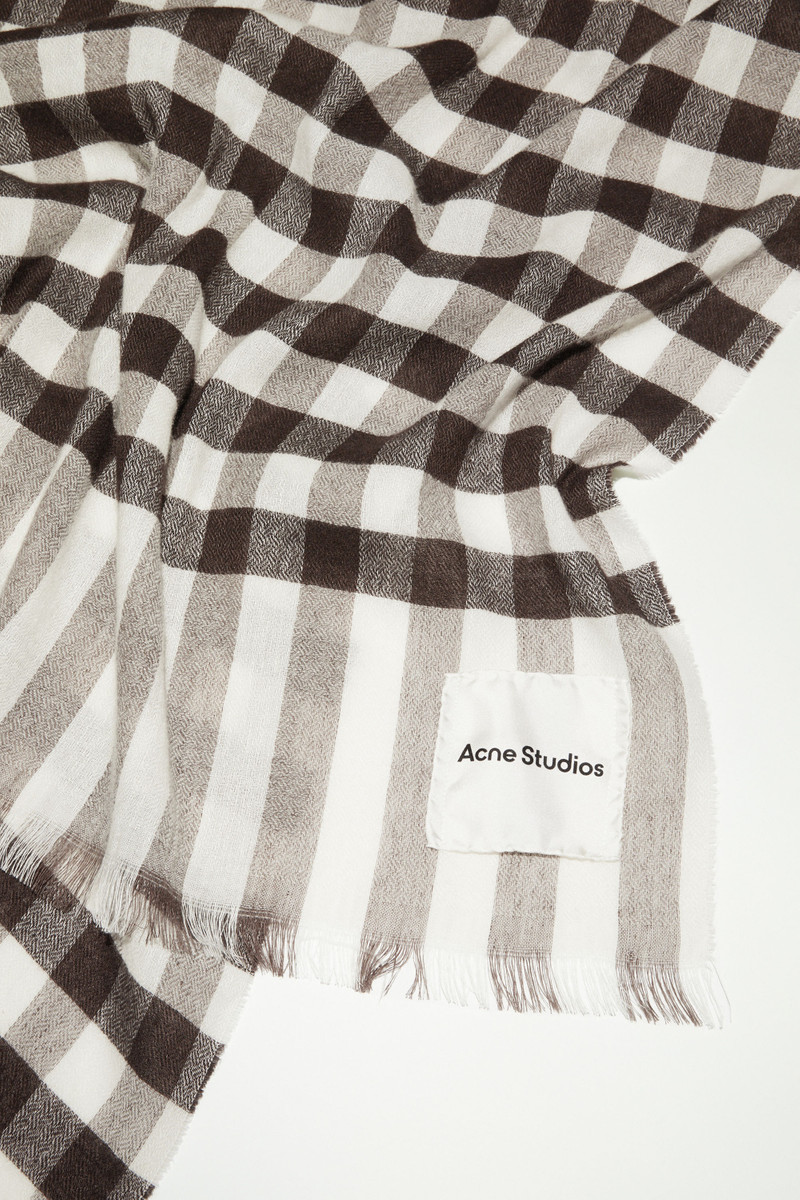 Check cashmere linen scarf - Chocolate brown/off white 4