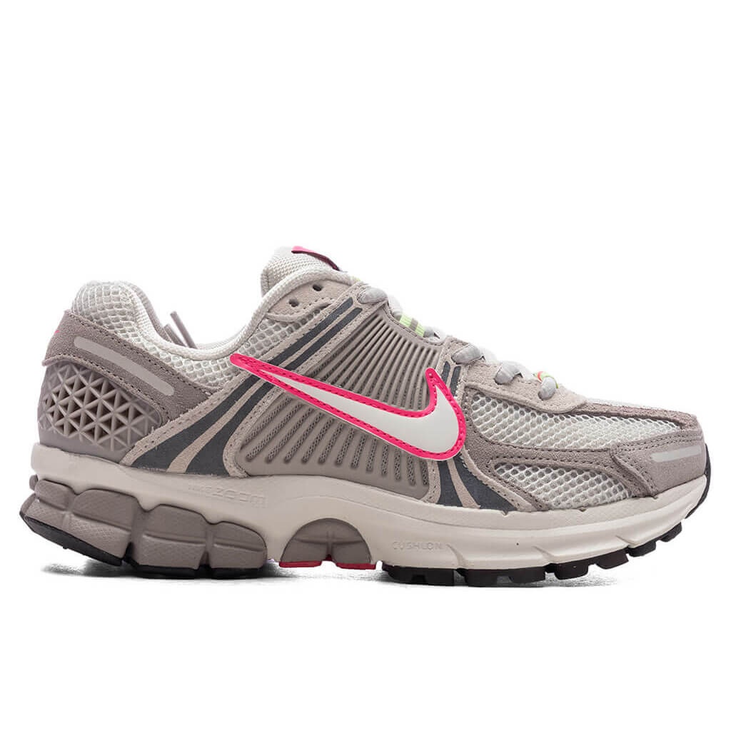 WOMEN'S ZOOM VOMERO 5 - COLLEGE GREY/SAIL/LIGHT BONE/MEDIUM ASH - 1