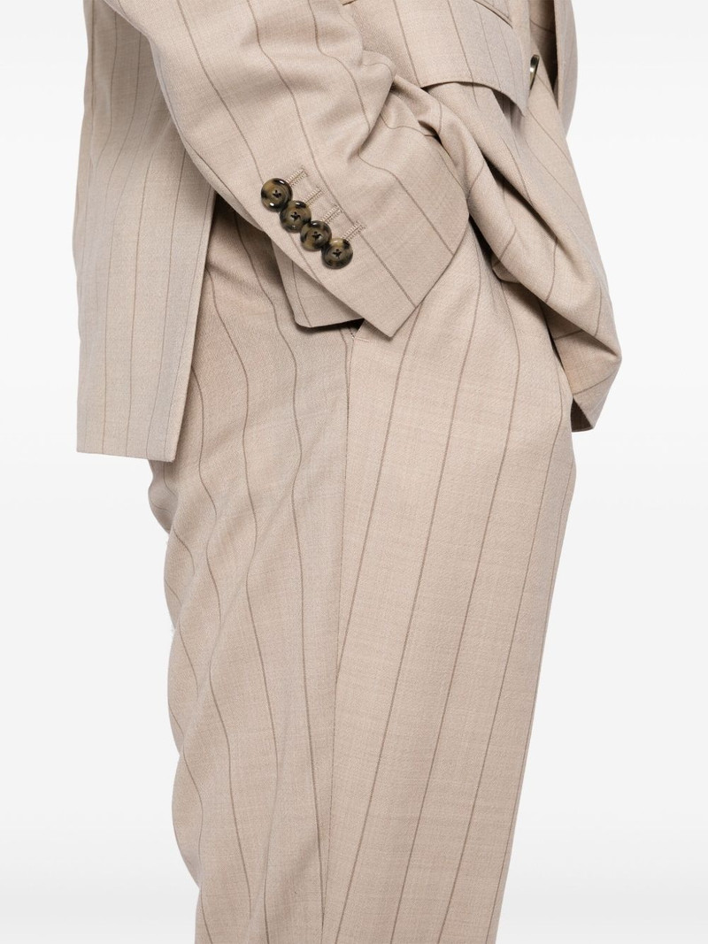 brooch-detail double breasted suit 5