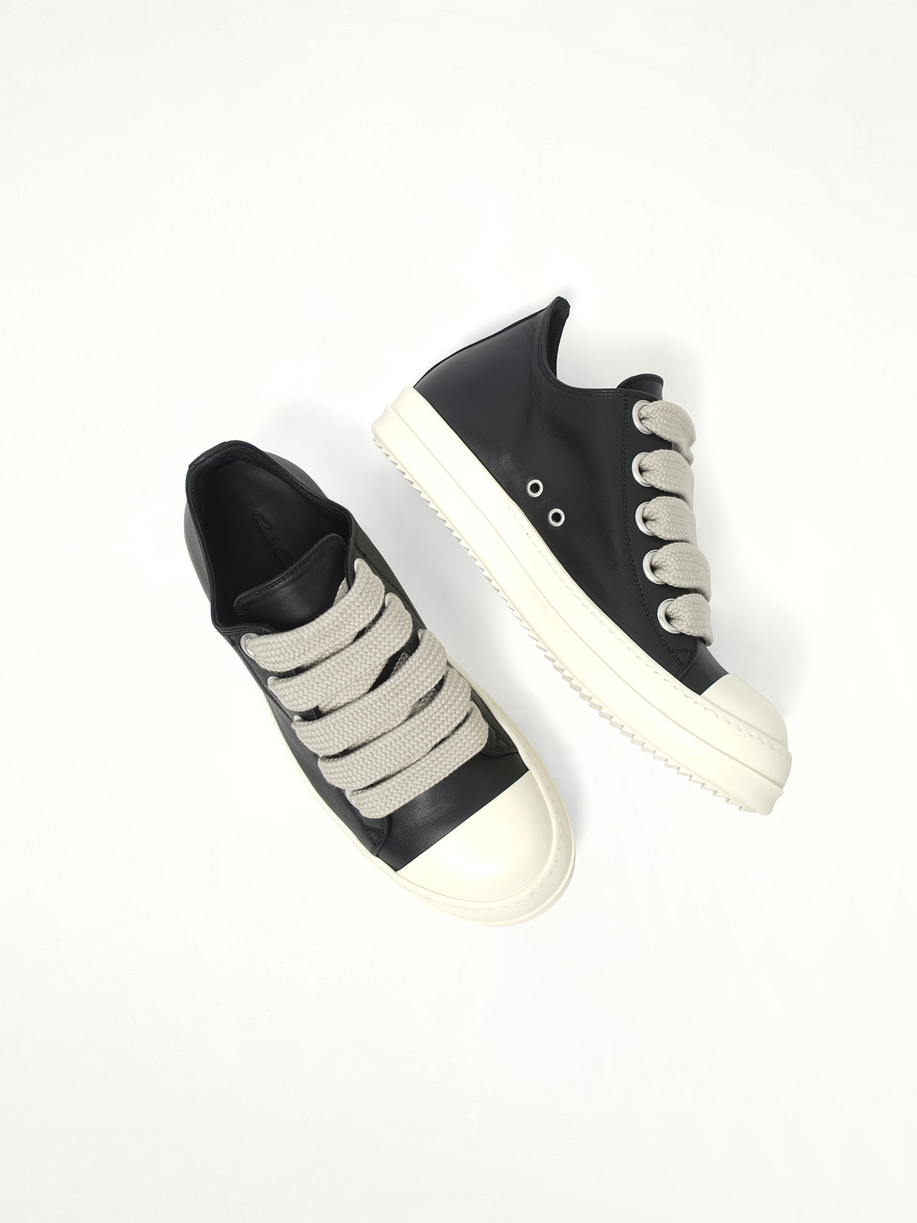 Jumbolace Low Sneaks in Black/Milk/Milk - 4