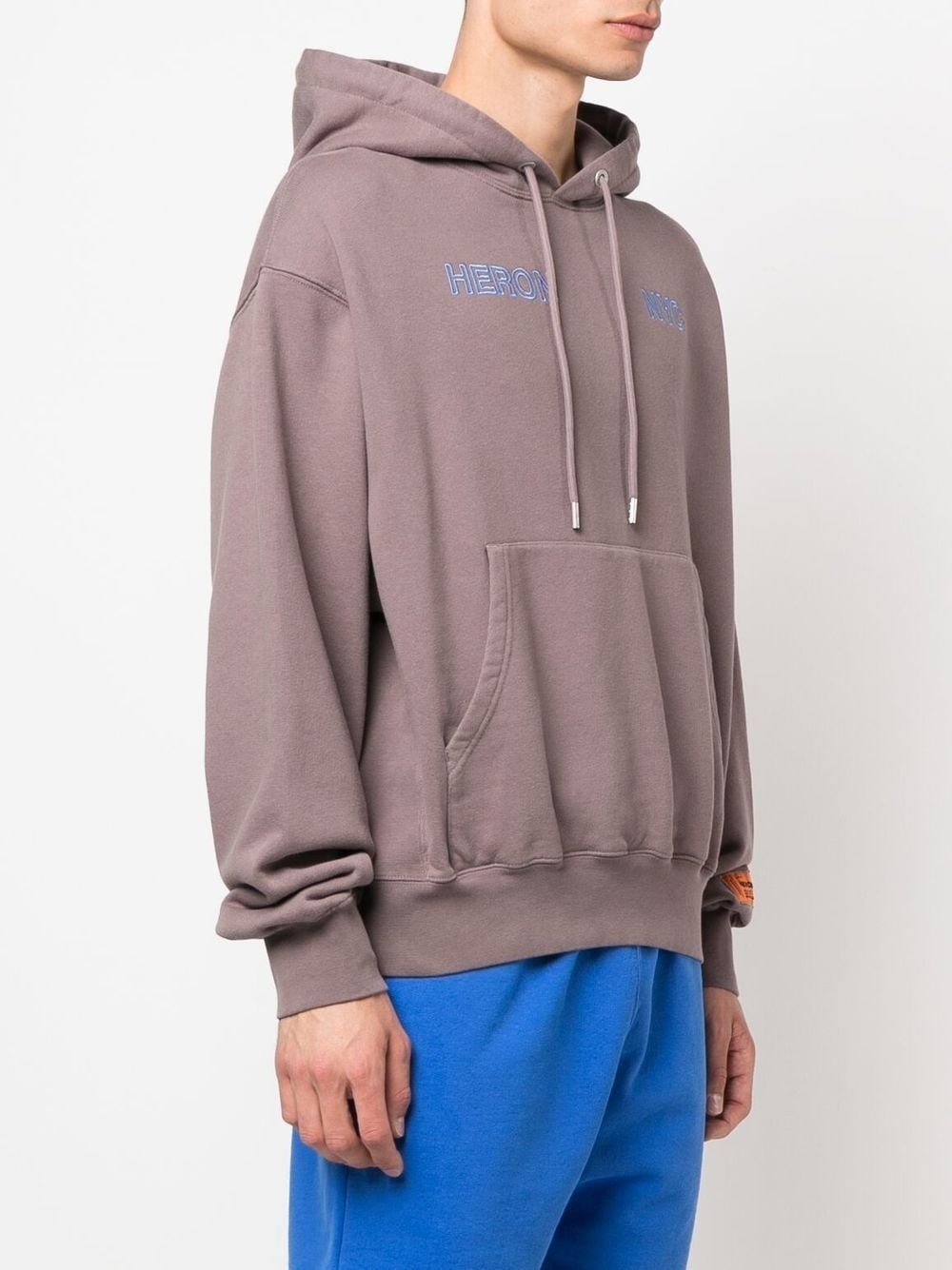 embroidered-logo graphic hoodie - 4