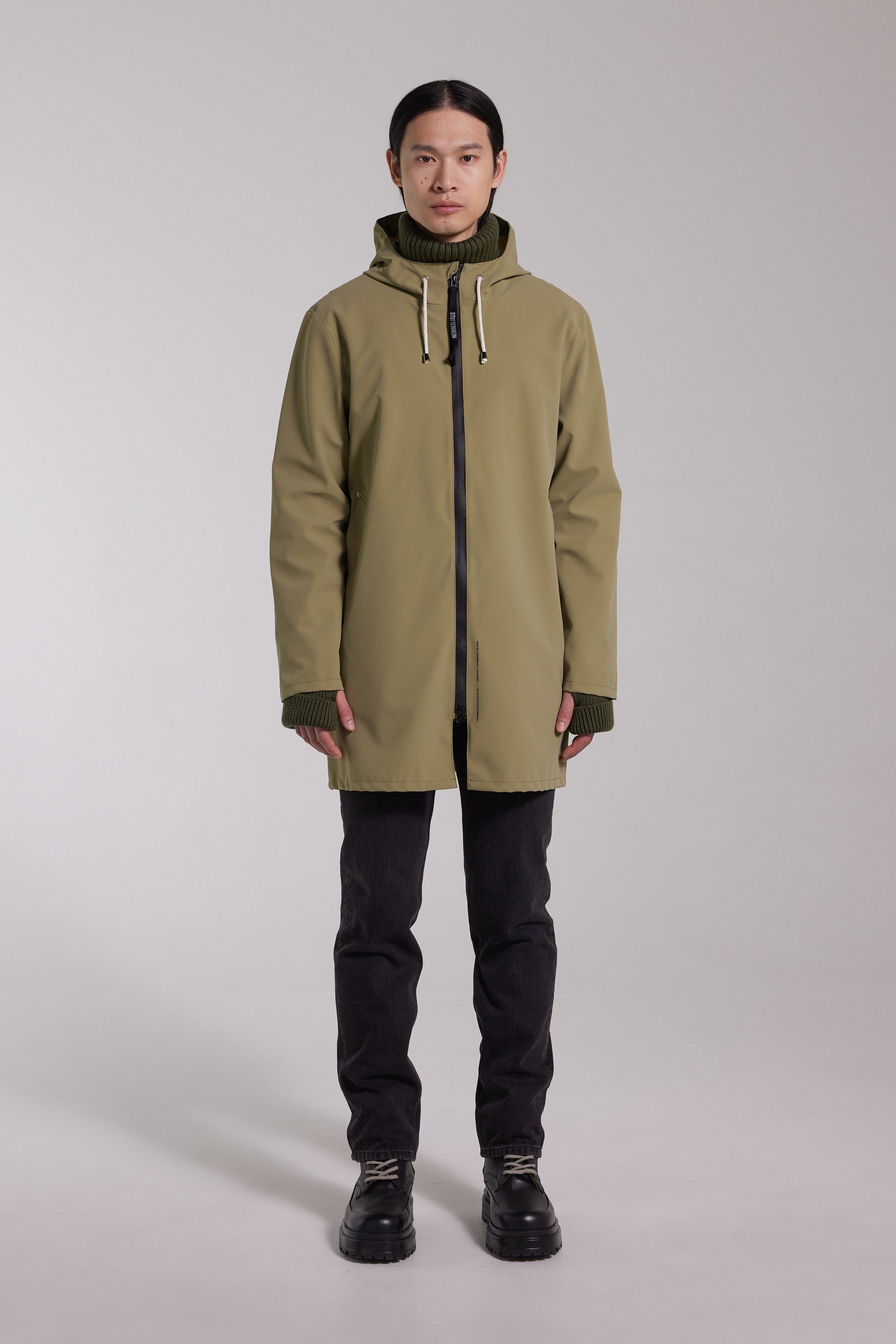 Stockholm Lightweight Zip Matte Raincoat Aloe - 1