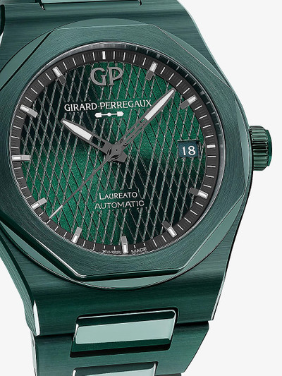 Girard-Perregaux 81005-32-3080-1CX Laureato Aston Martin ceramic automatic watch outlook