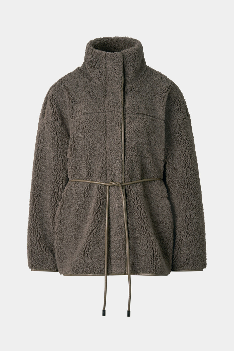 Kimberly teddy jacket in Taupe 1