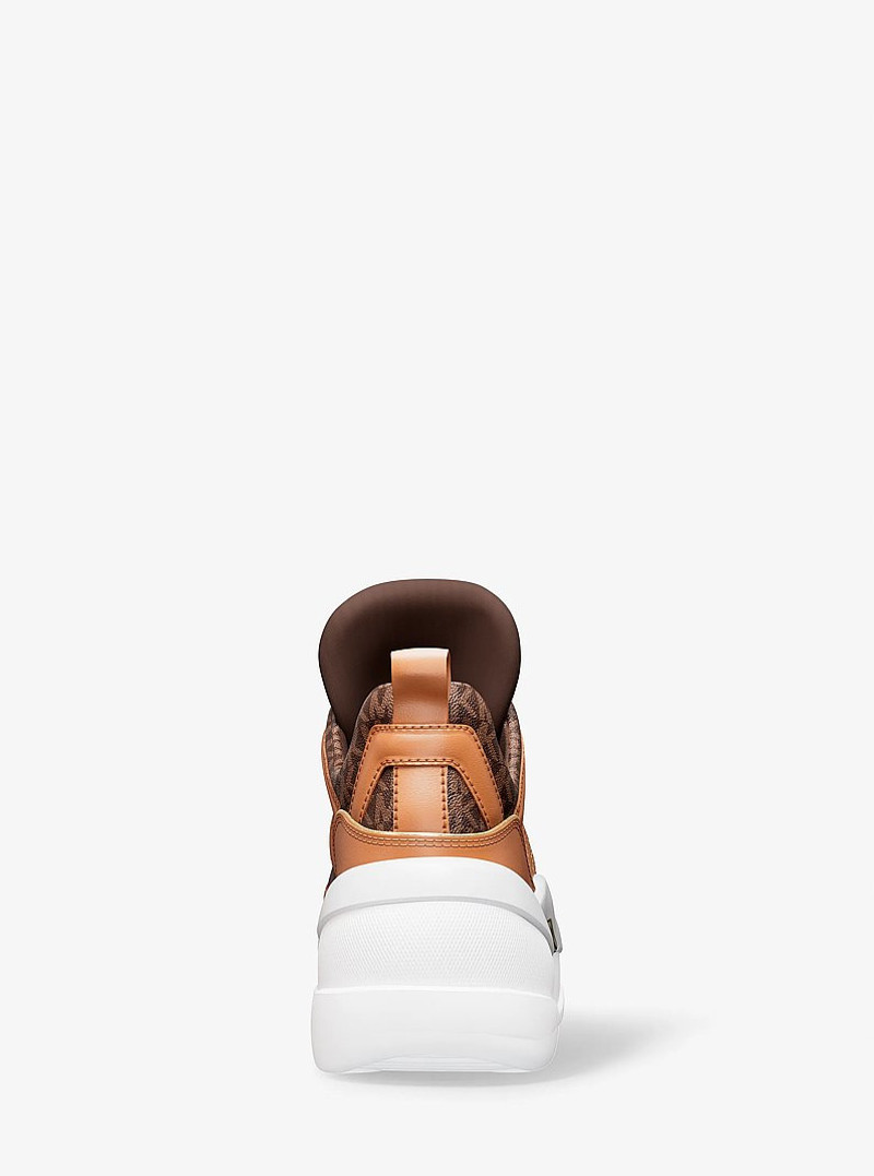 Olympia Signature Logo Trainer 4
