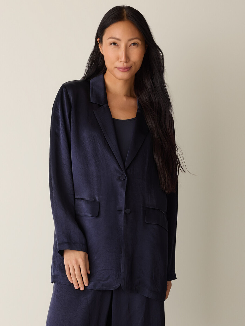 Textured Satin Long Blazer 3