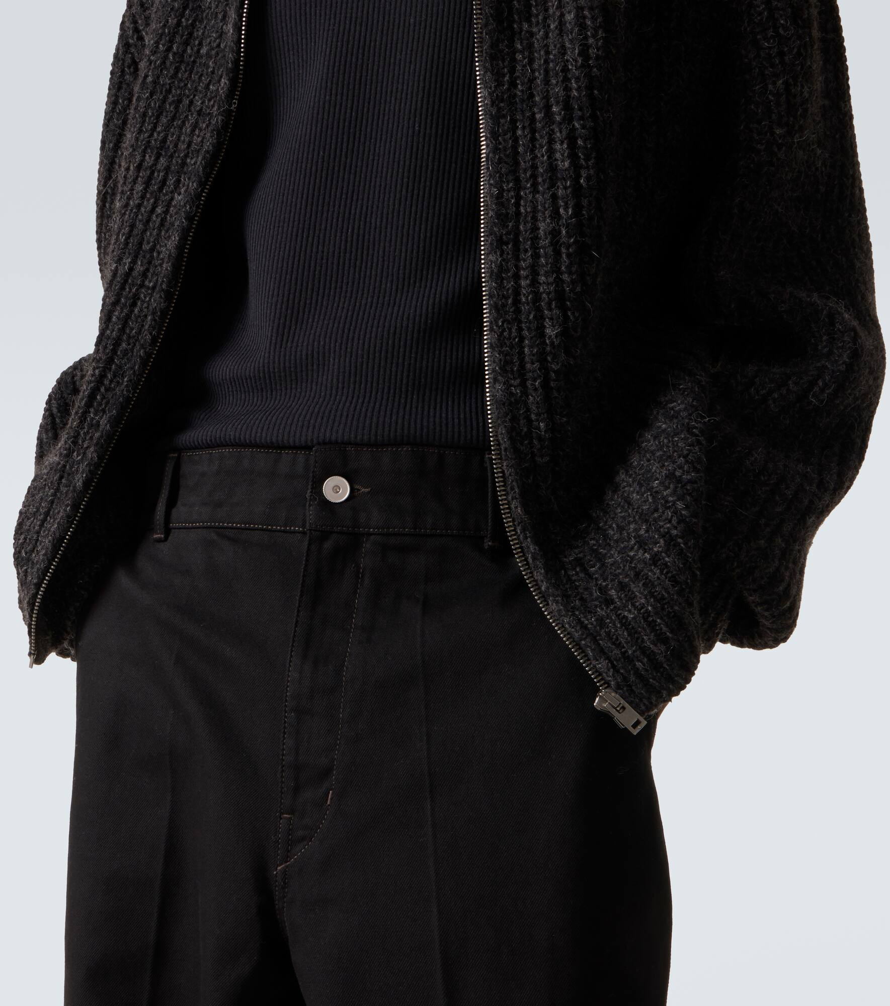 Mid-rise barrel-leg jeans - 5