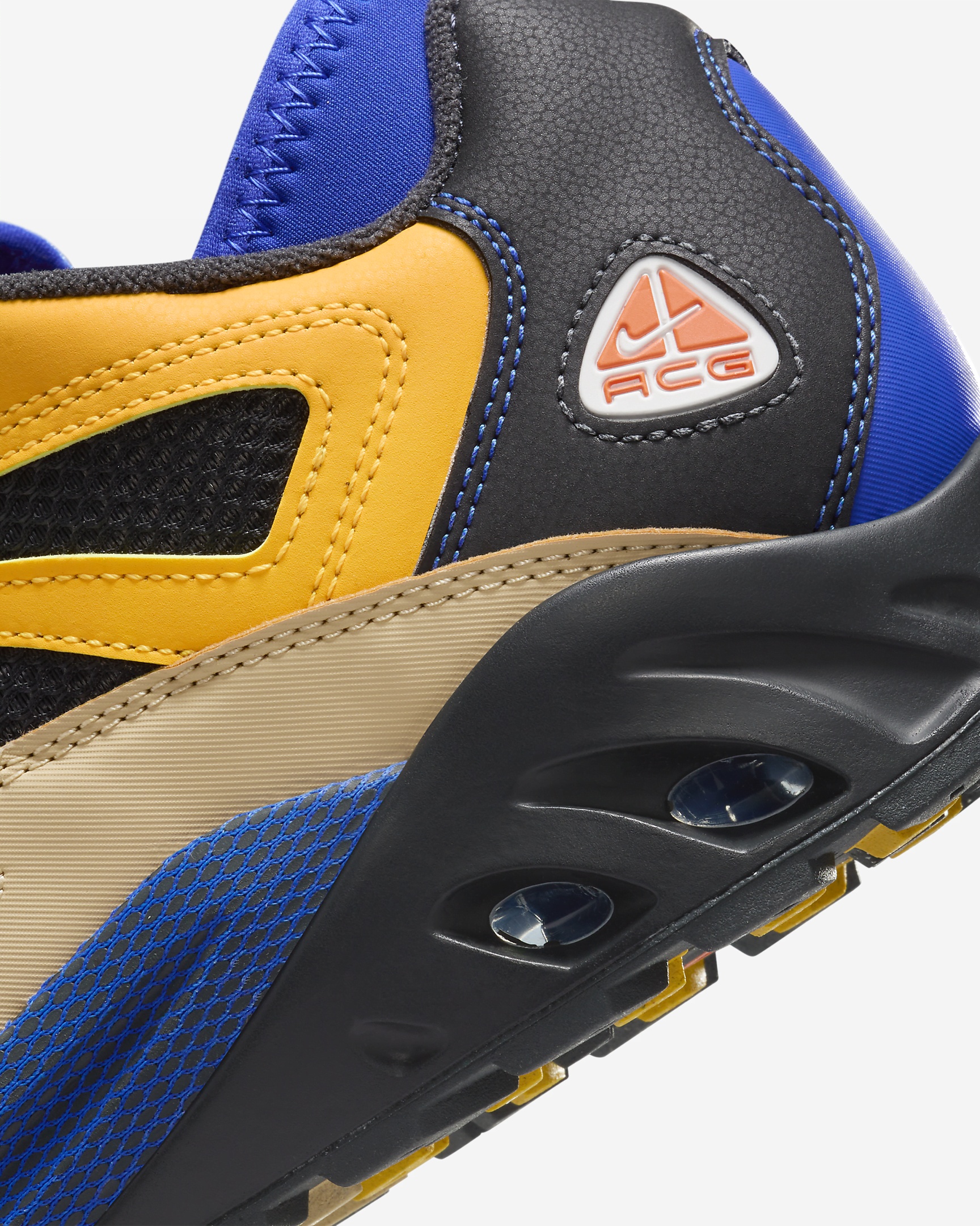 Men's Nike ACG Air Exploraid Shoes - 8