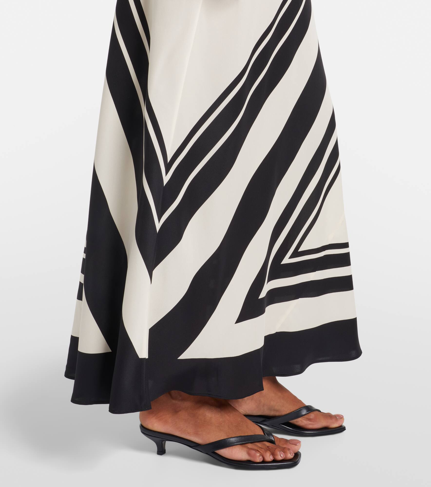 Pietra printed silk crêpe maxi dress - 5