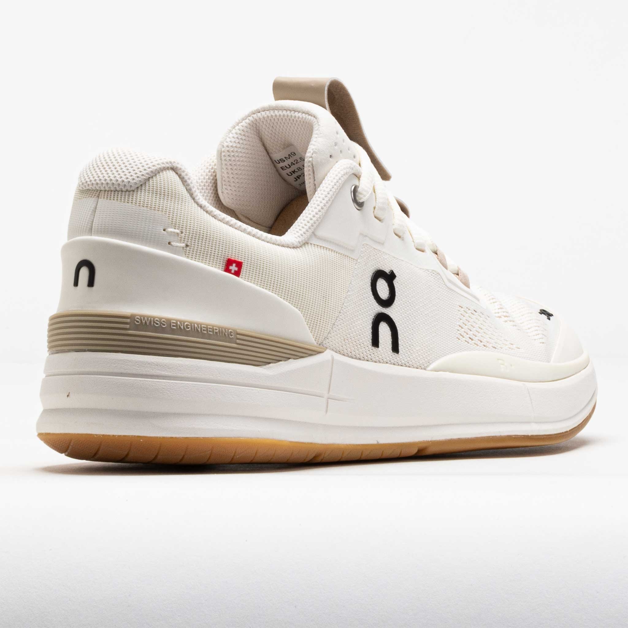 On The Roger Pro Men's Ivory/Ivory - 6