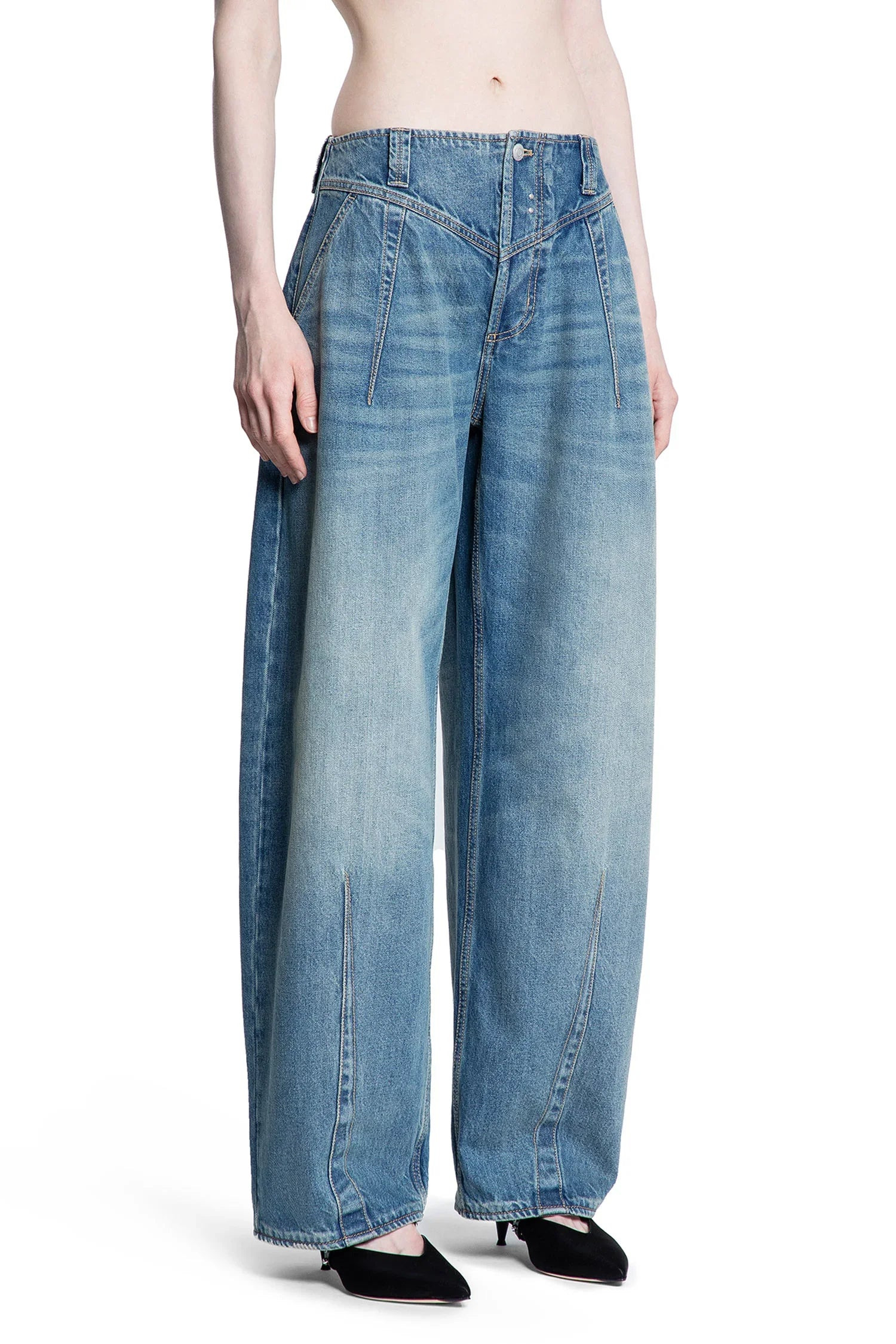 Stonewahed-Denim-Carrot-Jeans - 2