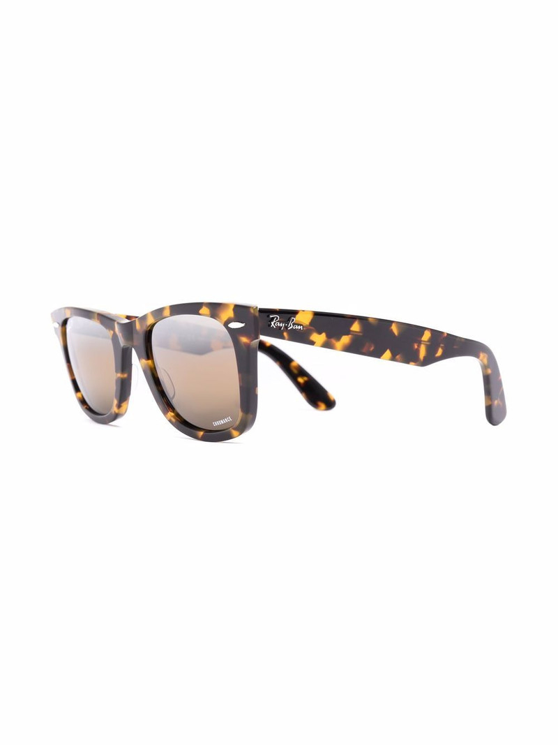 Ray-Ban tortoiseshell Wayfarer sunglasses outlook