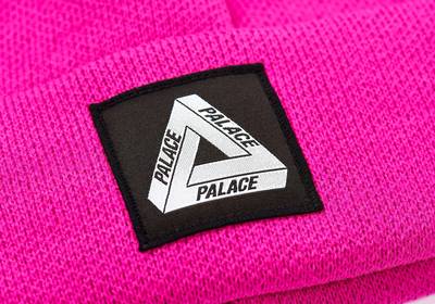 PALACE TRI-FERG PATCH BEANIE PINK outlook