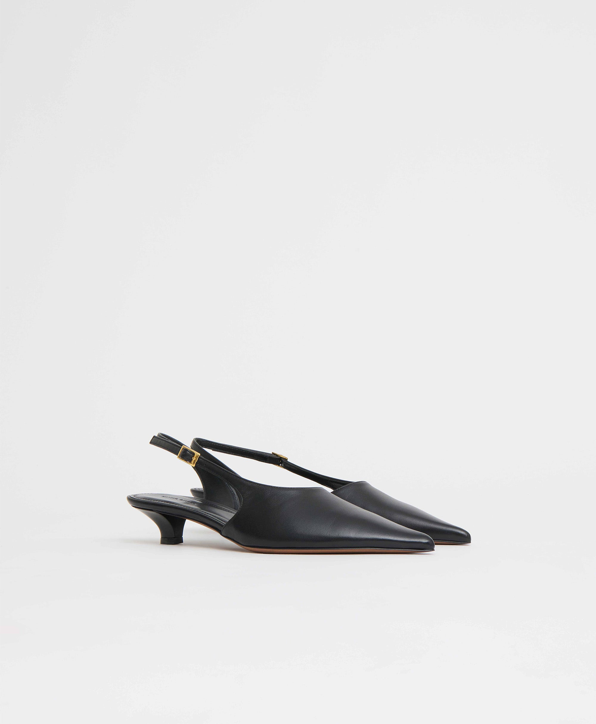 ANNA SLINGBACK - 2