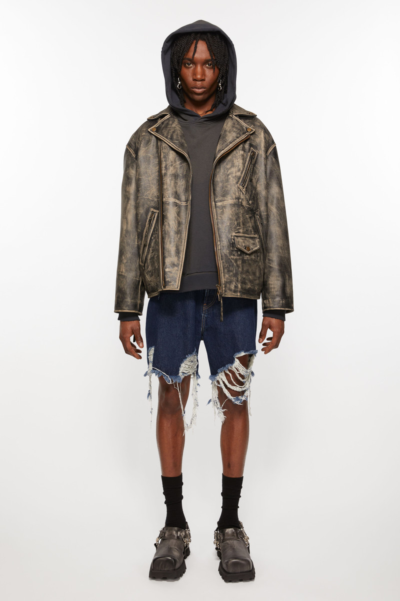 Acne Studios Distressed denim shorts - Super baggy fit - Mid blue outlook